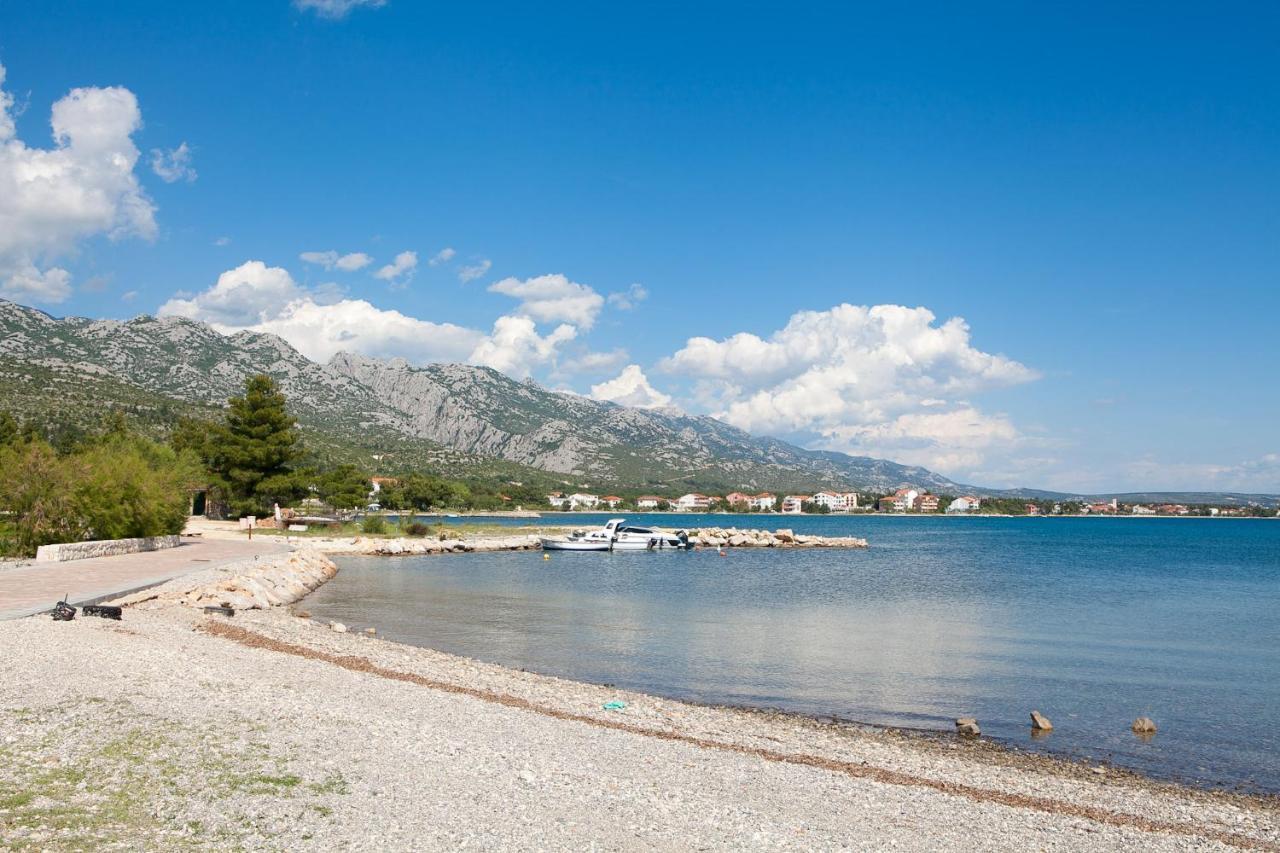 Apartmani Lea Starigrad Paklenica Esterno foto